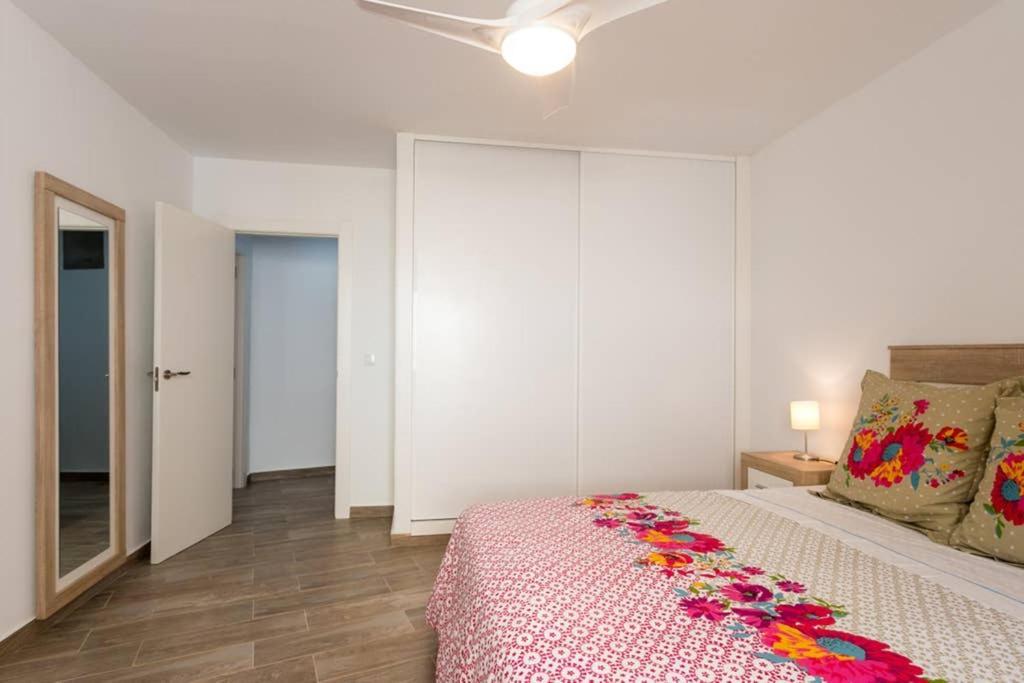 Espacioso Y Centrico Piso Con Zona Chill-Out Apartman Alicante Kültér fotó