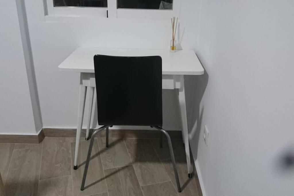 Espacioso Y Centrico Piso Con Zona Chill-Out Alicante Kültér fotó