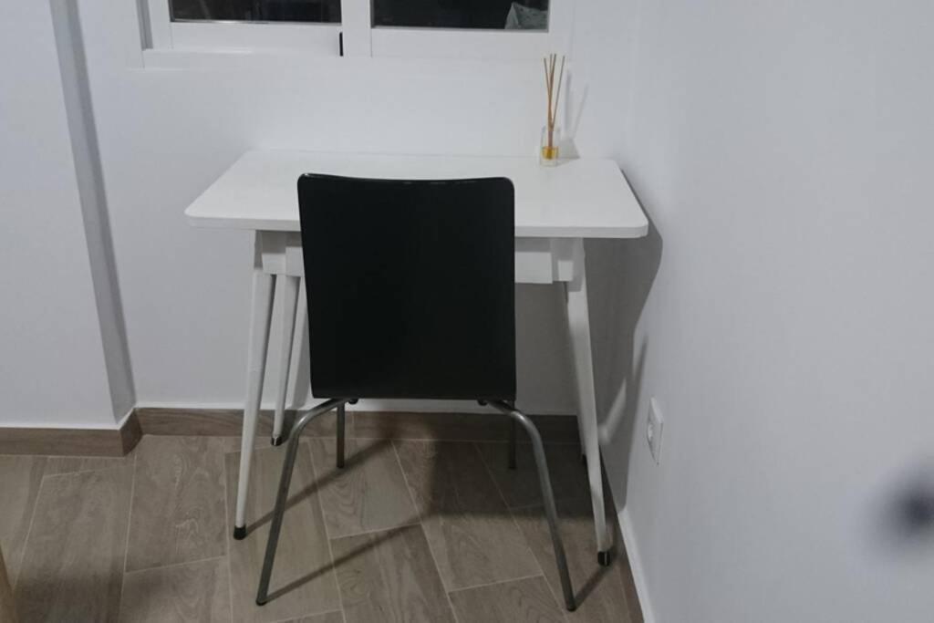 Espacioso Y Centrico Piso Con Zona Chill-Out Apartman Alicante Kültér fotó