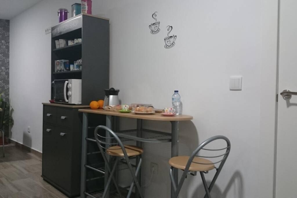 Espacioso Y Centrico Piso Con Zona Chill-Out Apartman Alicante Kültér fotó