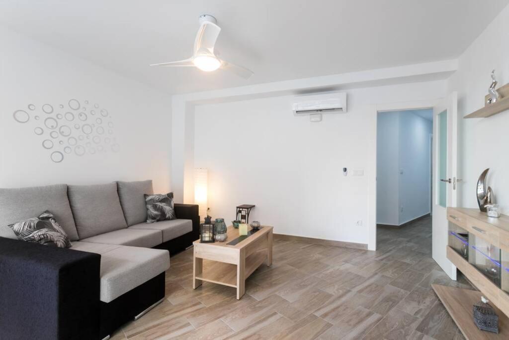 Espacioso Y Centrico Piso Con Zona Chill-Out Apartman Alicante Kültér fotó