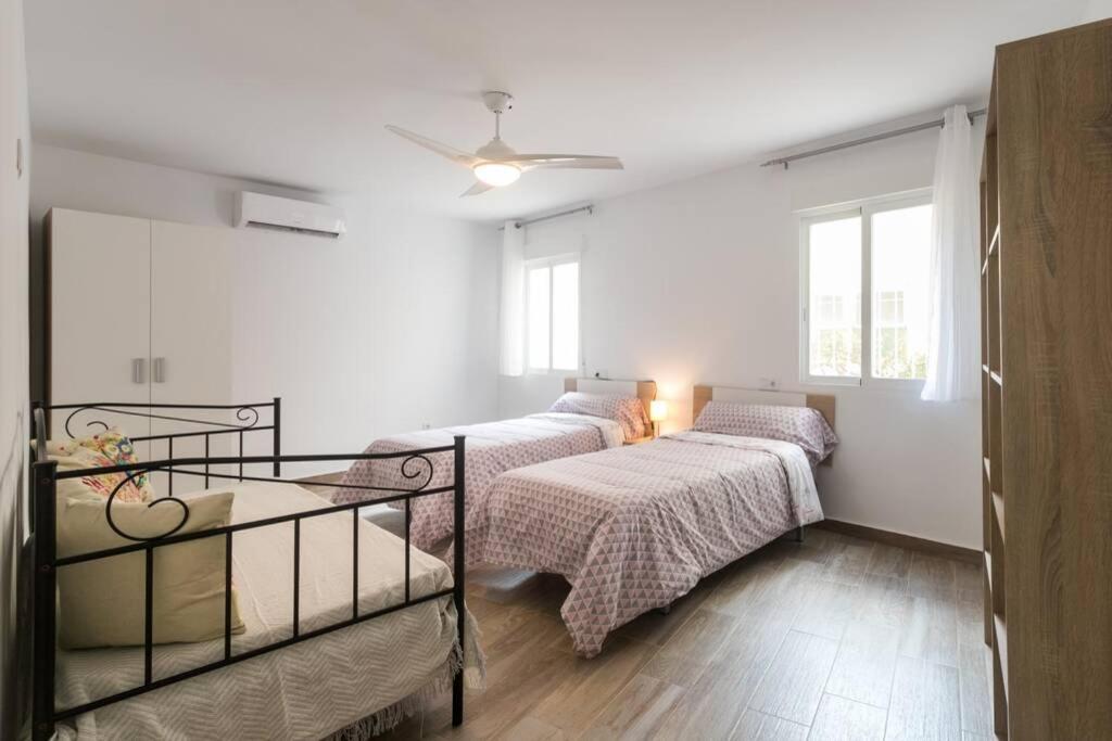 Espacioso Y Centrico Piso Con Zona Chill-Out Apartman Alicante Kültér fotó