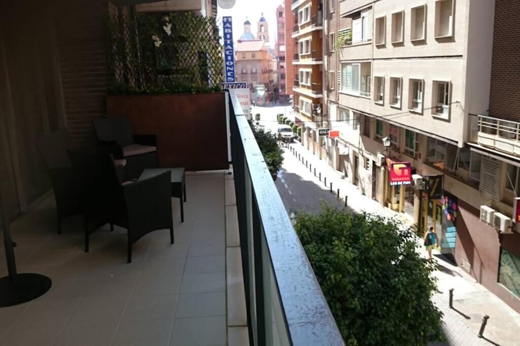 Espacioso Y Centrico Piso Con Zona Chill-Out Alicante Kültér fotó