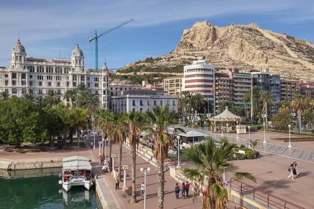 Espacioso Y Centrico Piso Con Zona Chill-Out Alicante Kültér fotó