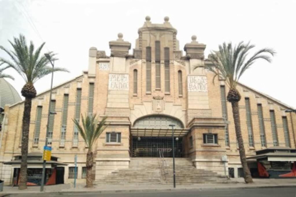 Espacioso Y Centrico Piso Con Zona Chill-Out Alicante Kültér fotó